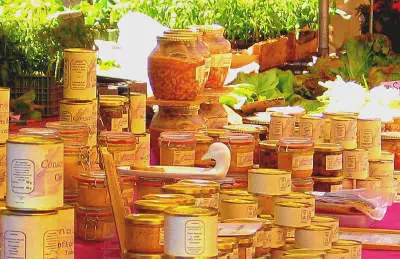 Marché de Sarlat, spécialités du Périgord